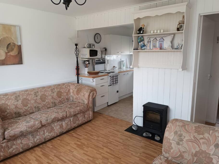 Homely 2 Bed On Popular Sunbeach Holiday Village- 5Min Walk To Beach, Near Great Yarmouth & Norfolk Broads Scratby Exteriör bild
